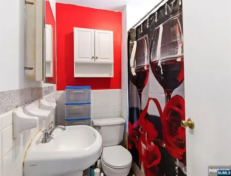 59 Adams Street Irvington NJ 07111
