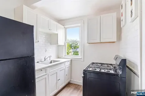 59 Adams Street Irvington NJ 07111