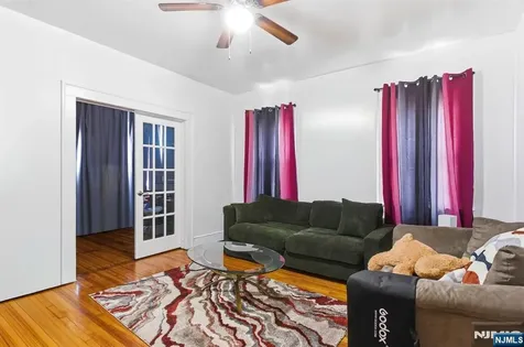 59 Adams Street Irvington NJ 07111