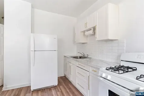 59 Adams Street Irvington NJ 07111