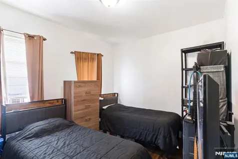 59 Adams Street Irvington NJ 07111
