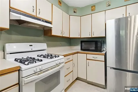 170 Marion Court Pompton Lakes NJ 07442