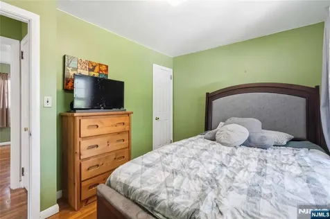 170 Marion Court Pompton Lakes NJ 07442