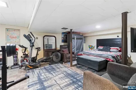 170 Marion Court Pompton Lakes NJ 07442