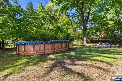 170 Marion Court Pompton Lakes NJ 07442