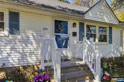 170 Marion Court Pompton Lakes NJ 07442