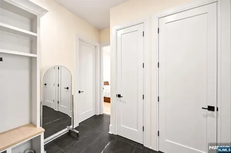 3 Mountain View Court Demarest NJ 07627