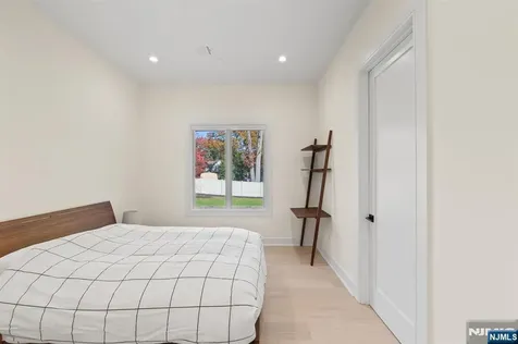 3 Mountain View Court Demarest NJ 07627