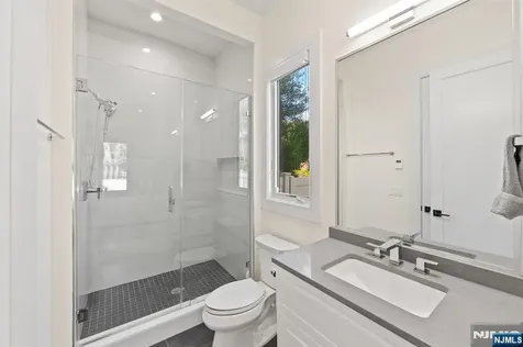 3 Mountain View Court Demarest NJ 07627