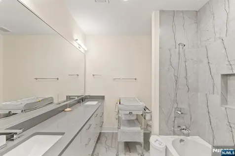 3 Mountain View Court Demarest NJ 07627