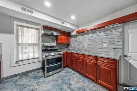 101 73rd Street North Bergen NJ 07047