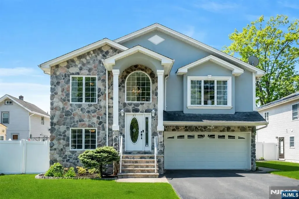 69 Thiem Avenue Rochelle Park NJ 07662