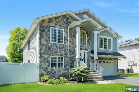 69 Thiem Avenue Rochelle Park NJ 07662