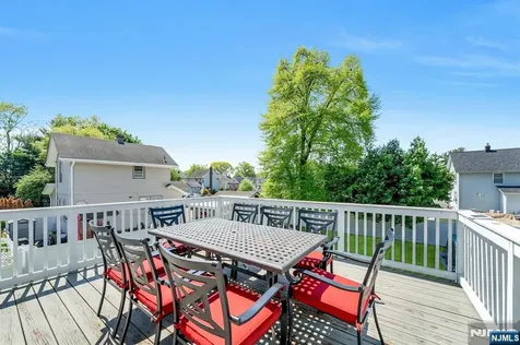 69 Thiem Avenue Rochelle Park NJ 07662