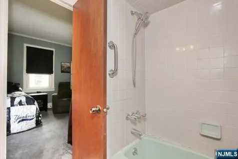 35 Demarest Avenue Bergenfield NJ 07621