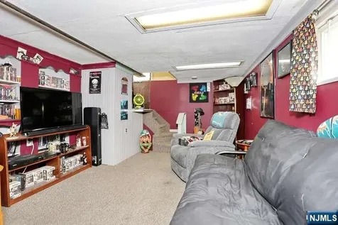 35 Demarest Avenue Bergenfield NJ 07621