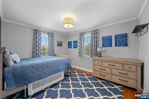 36 Burlington Road Clifton NJ 07012