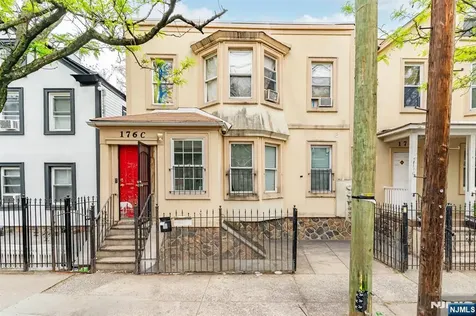 176C Parker Street Newark NJ 07104