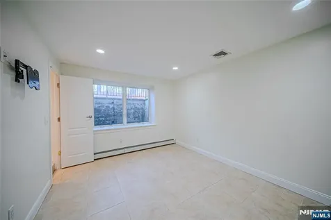 47 Columbus Drive Tenafly NJ 07670