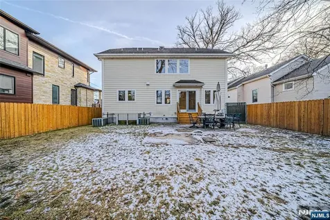 47 Columbus Drive Tenafly NJ 07670