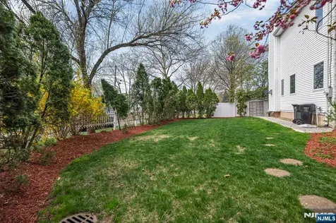 177 Lawson Place Paramus NJ 07652