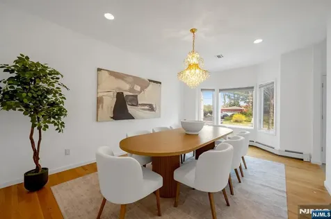 177 Lawson Place Paramus NJ 07652