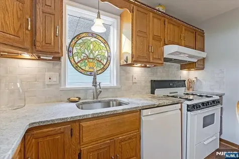 58 Maolis Avenue Bloomfield NJ 07003
