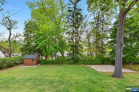 16 Barbara Way Wayne NJ 07470