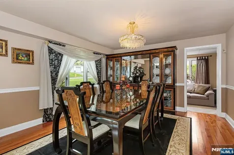 16 Barbara Way Wayne NJ 07470
