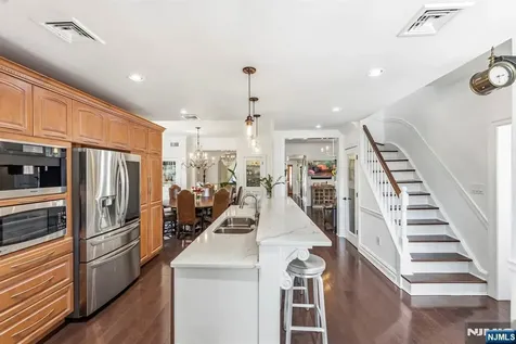209 W Passaic Avenue Rutherford NJ 07070