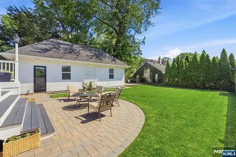209 W Passaic Avenue Rutherford NJ 07070