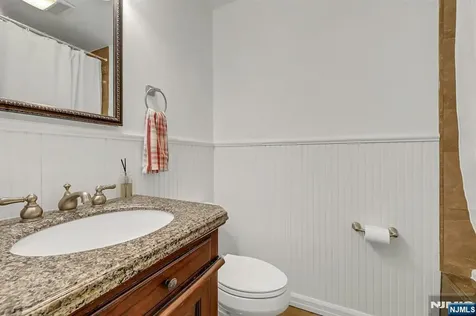 154 Spring Valley Road Park Ridge NJ 07656