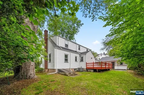 85 Serpentine Road Demarest NJ 07627