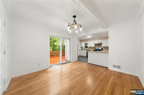 85 Serpentine Road Demarest NJ 07627