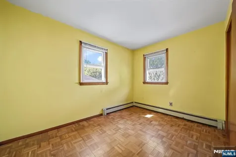 304 Gilbert Avenue Elmwood Park NJ 07407