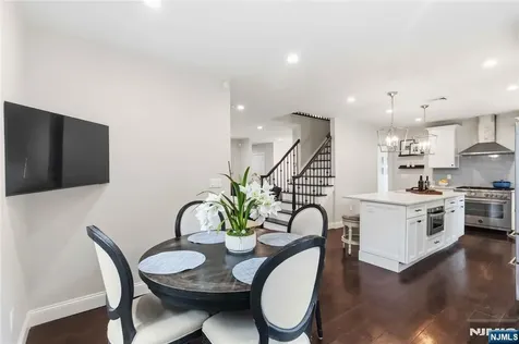 59 Ferndale Avenue Glen Rock NJ 07452