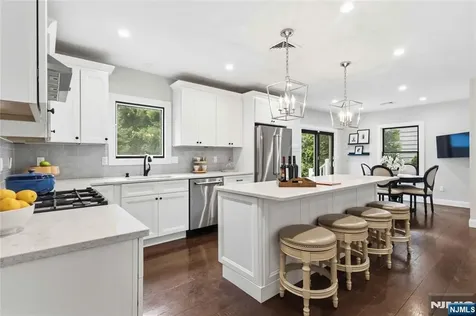 59 Ferndale Avenue Glen Rock NJ 07452