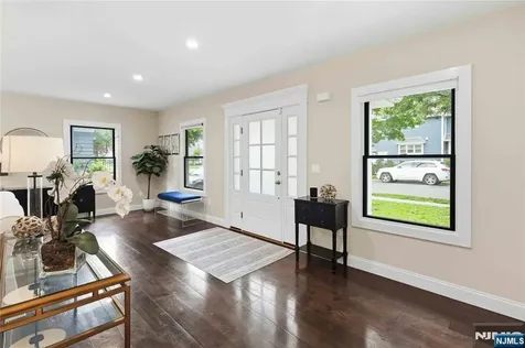 59 Ferndale Avenue Glen Rock NJ 07452