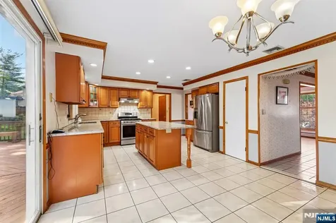 86 Timberline Drive Wayne NJ 07470