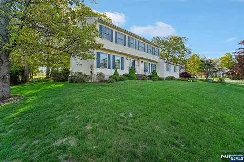 86 Timberline Drive Wayne NJ 07470