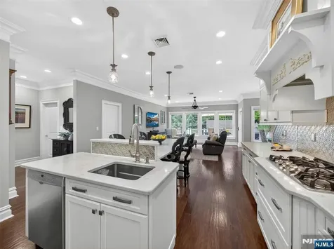 444 Lake Road Wyckoff NJ 07481