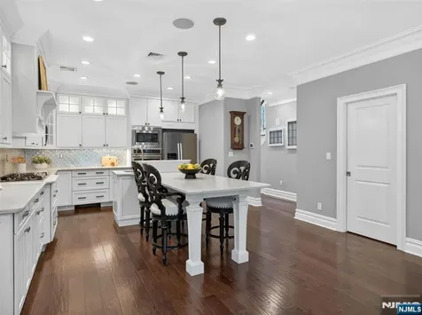 444 Lake Road Wyckoff NJ 07481