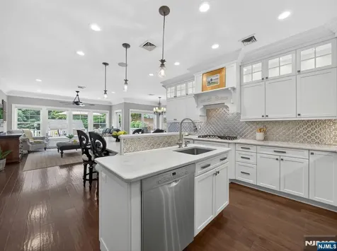 444 Lake Road Wyckoff NJ 07481