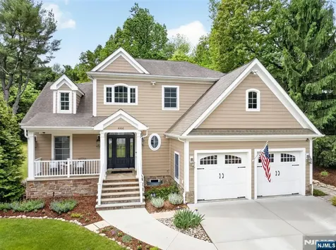 444 Lake Road Wyckoff NJ 07481