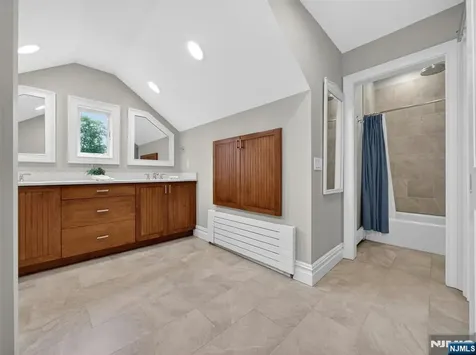444 Lake Road Wyckoff NJ 07481