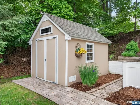 444 Lake Road Wyckoff NJ 07481