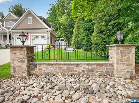 444 Lake Road Wyckoff NJ 07481