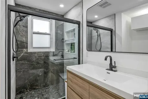 247 Fern Avenue Lyndhurst NJ 07071