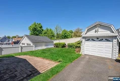 247 Fern Avenue Lyndhurst NJ 07071