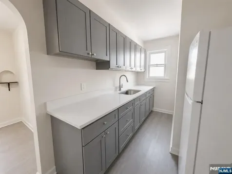 270 Pacific Street Paterson NJ 07503